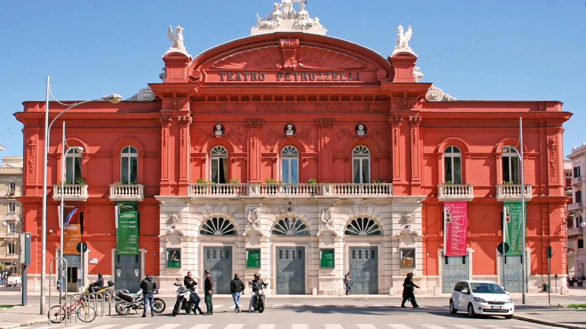 L'Opera Appartement Bari Italië