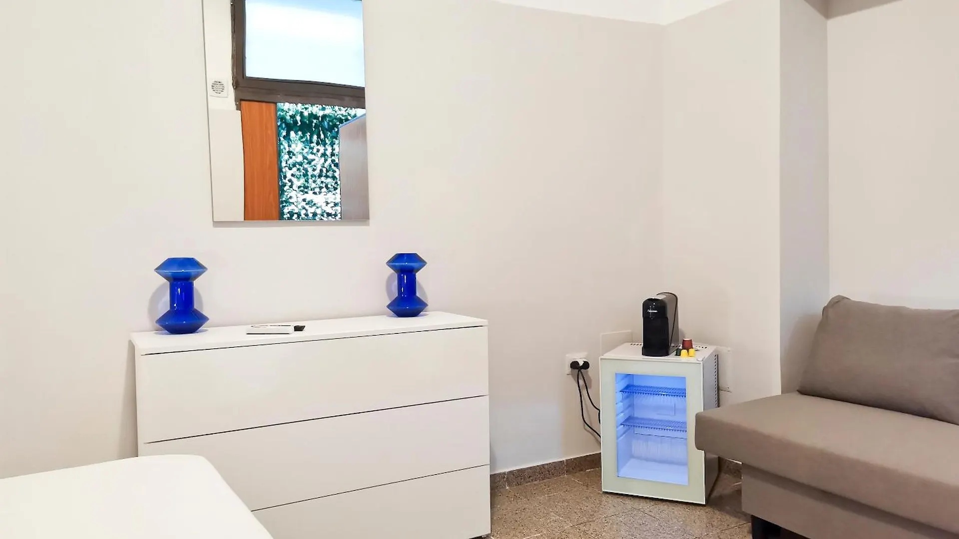 L'Opera Appartement Bari 0*,