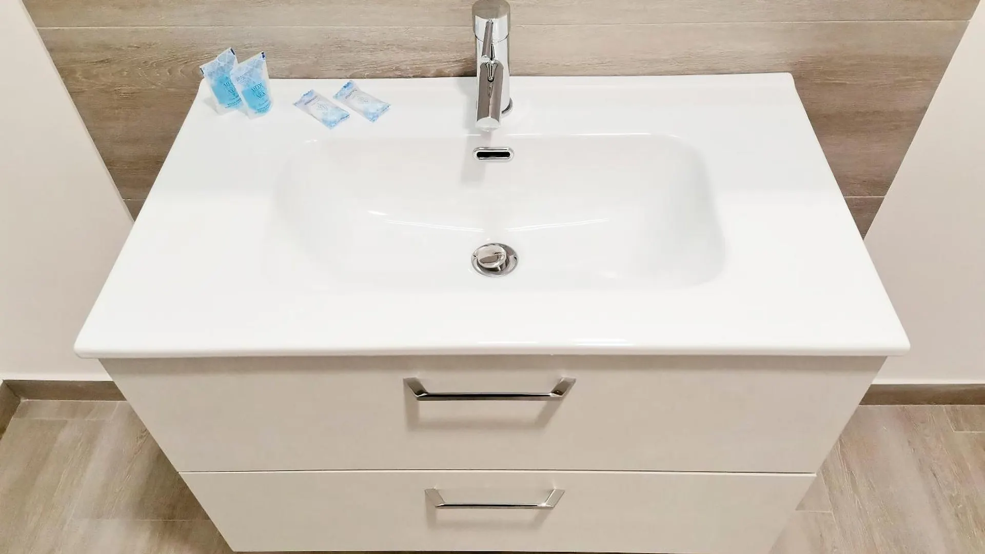 Apartament L'Opera Bari 0*,
