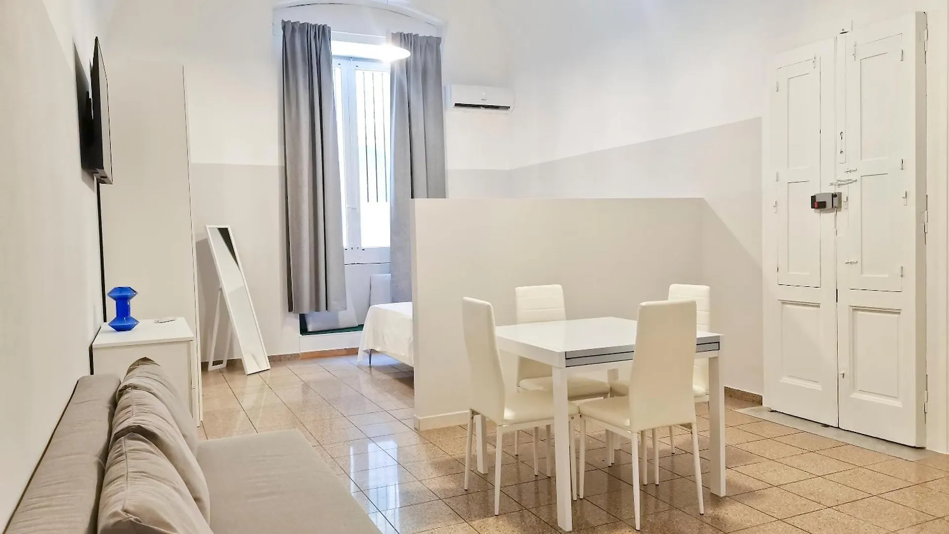 L'Opera Appartement Bari Italië