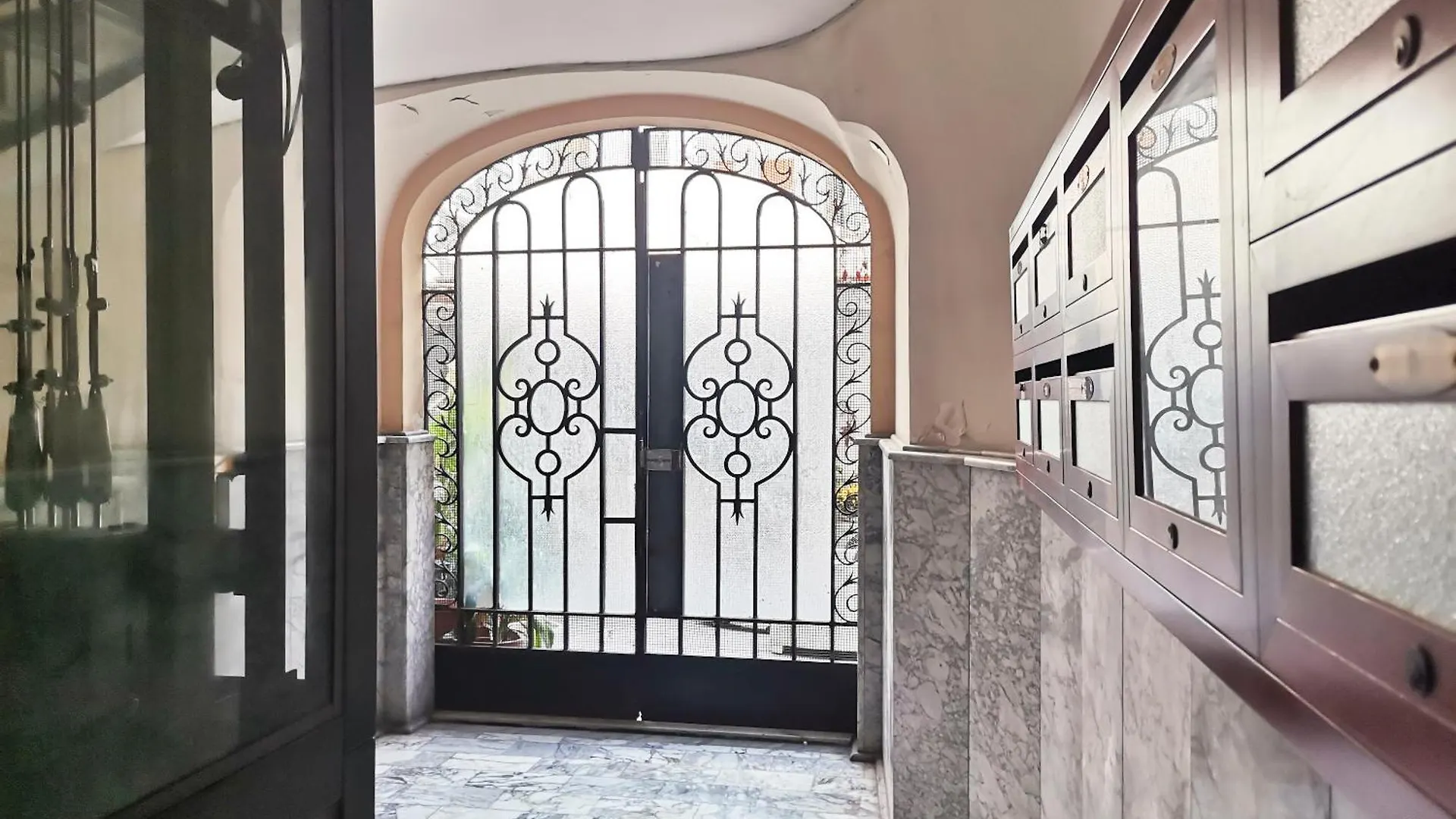 L'Opera Appartement Bari